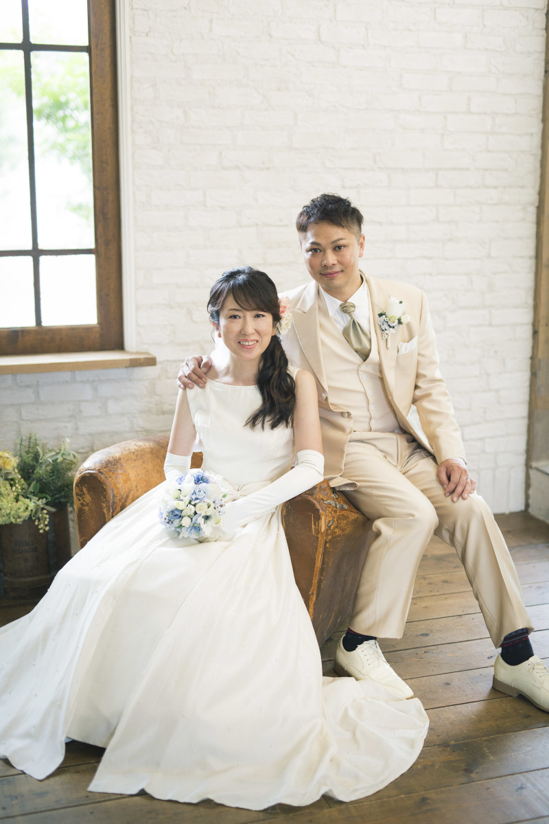 洋装で撮影スタート