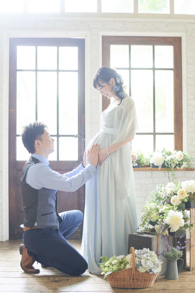 見つめ合う二人と新しい家族♡