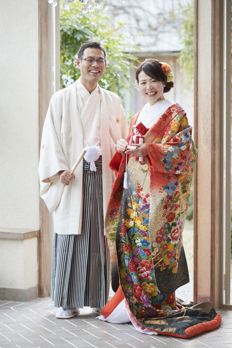 和装の着物も撮影用なので簡単に着れますよ☆