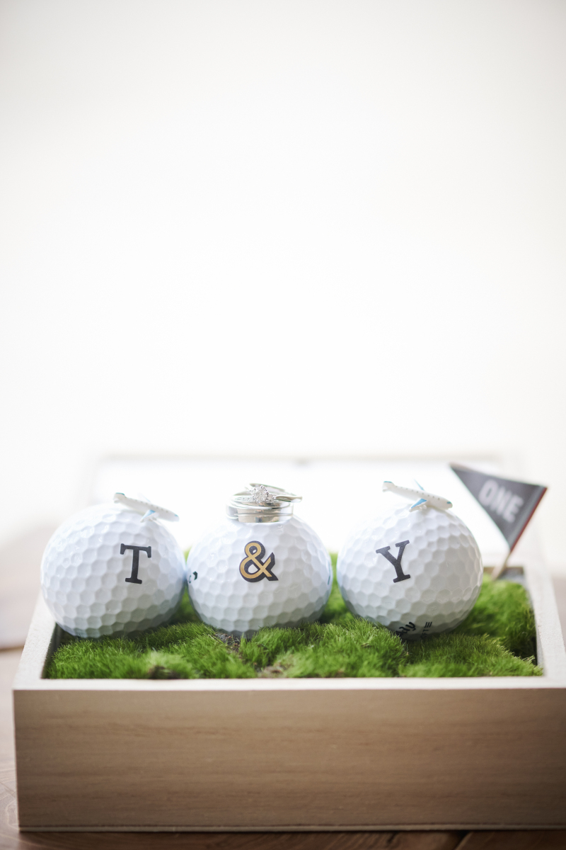 新婦様のお仕度中に小物撮影♪