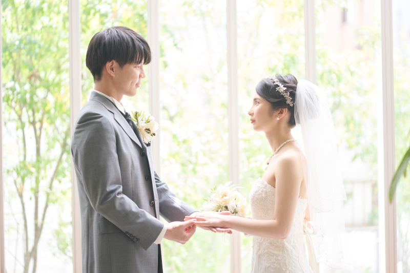 サンルームでは挙式風のシーンも♡