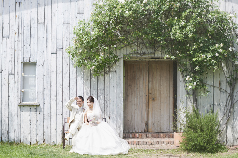 旦那さまと庭に出て