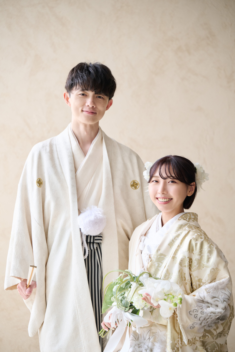 お二人白で合わせて優しい印象に