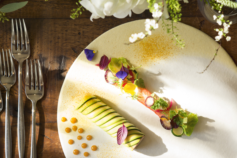 サロンドパルール　salon de parure_会食ができる