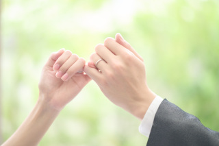 サロンドパルール　salon de parure_オールシーズン緑あふれるお庭つきスタジオで貸切撮影♪