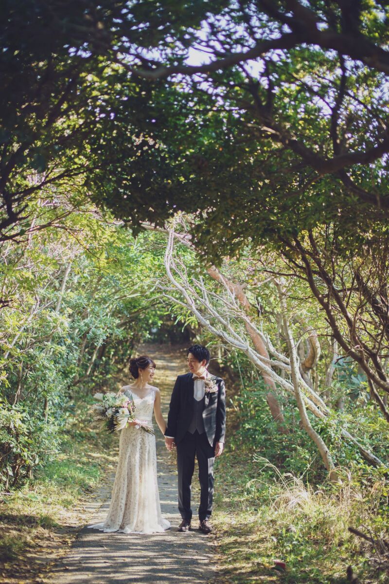 ドレスでロケへ