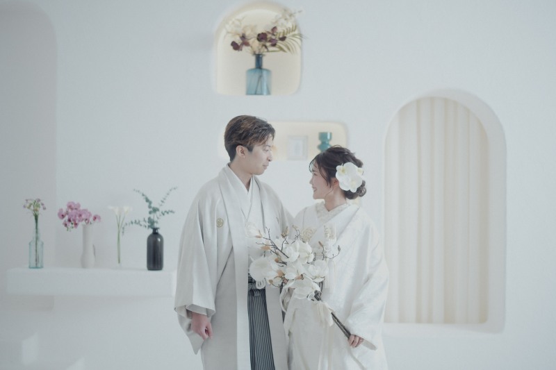 『白無垢×スタジオ撮影』結婚式の前撮りとして