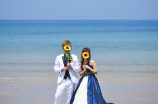 人気の海辺で撮るロケーションフォト