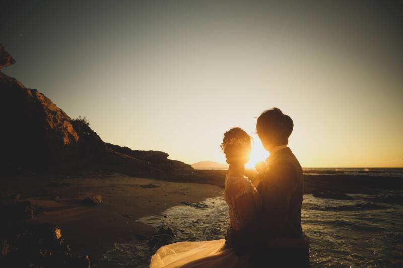 夕陽が二人を包む瞬間