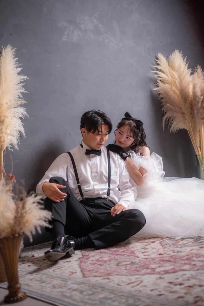 最後はグレーの背景