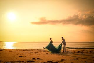 夕日とともに海ロケーション！！