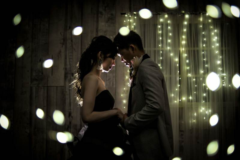 スタジオ撮影ラストはロマンチックに