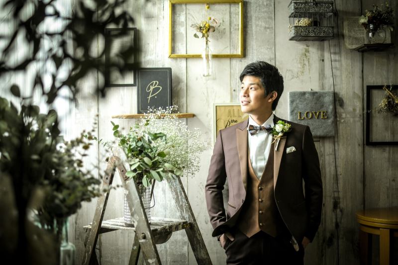 新郎様もソロショットでクールに