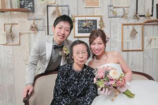 家族も一緒にウェディング撮影♡