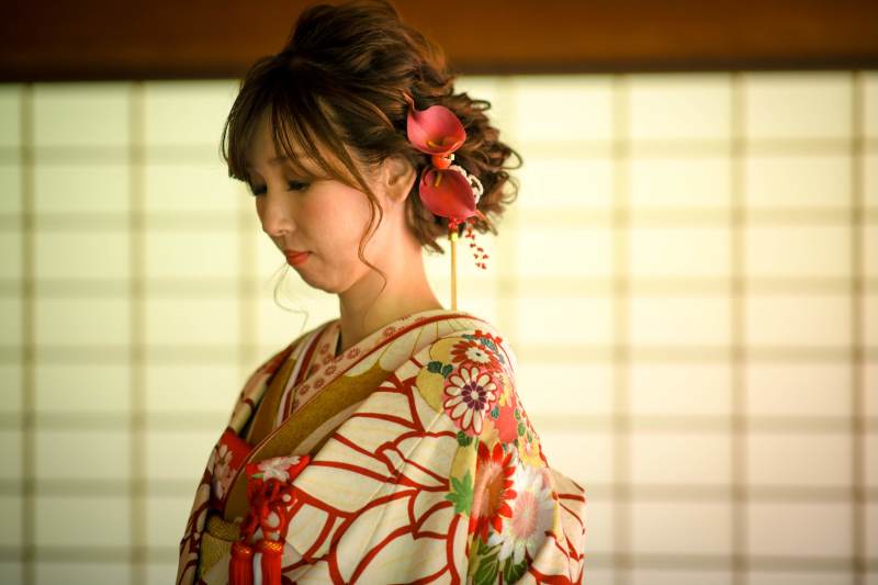 着替えて、次は色打掛の撮影へ