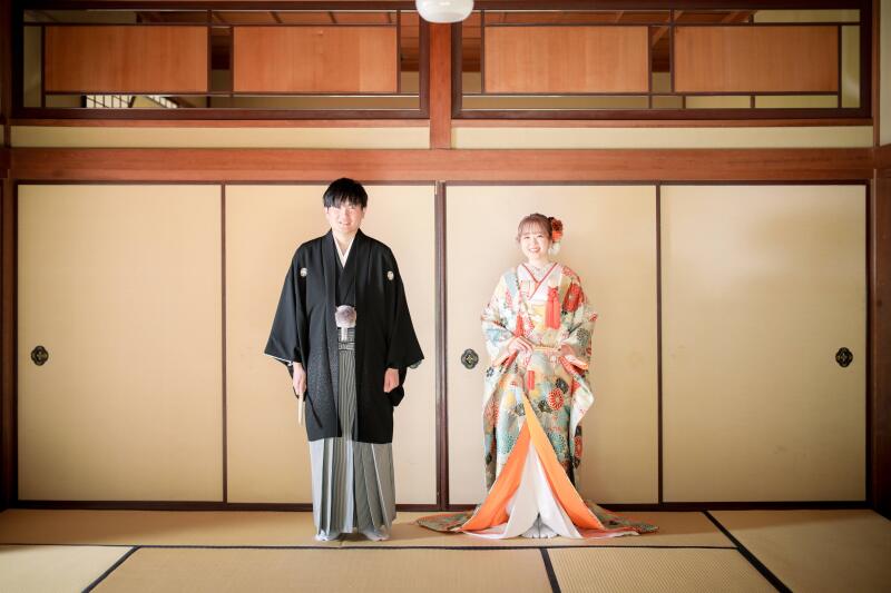 続いては和装でロケ撮影