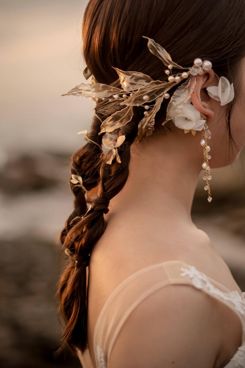 ヘアスタイルもトレンド感たっぷり!