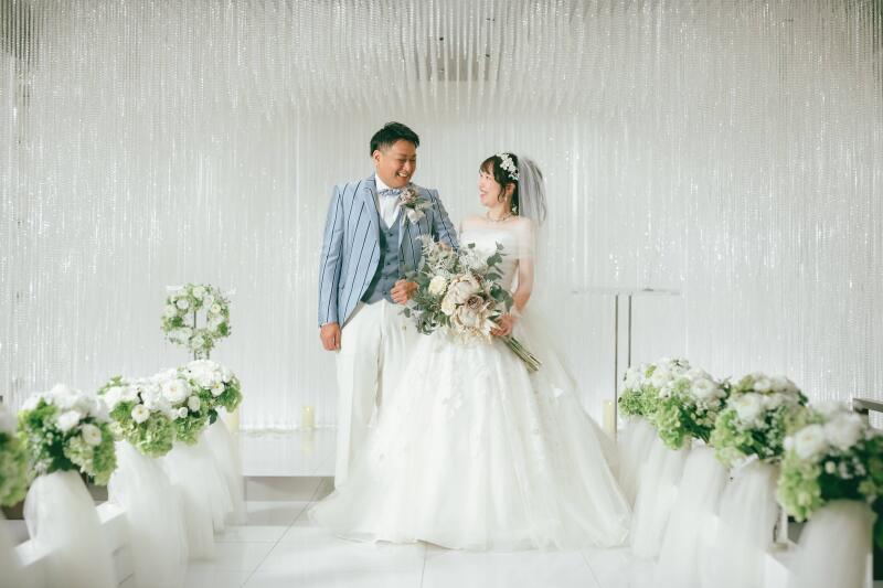 クリスタルチャペルでウェディングフォト