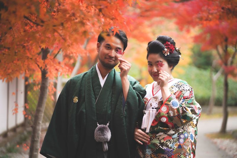 和装2着でたっぷり紅葉ロケフォト
