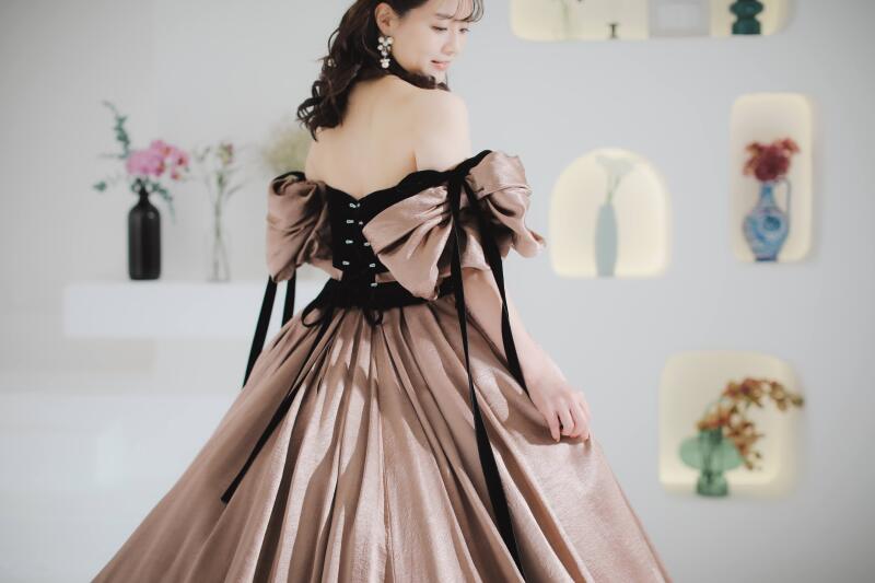 今回のカラードレスは・・・