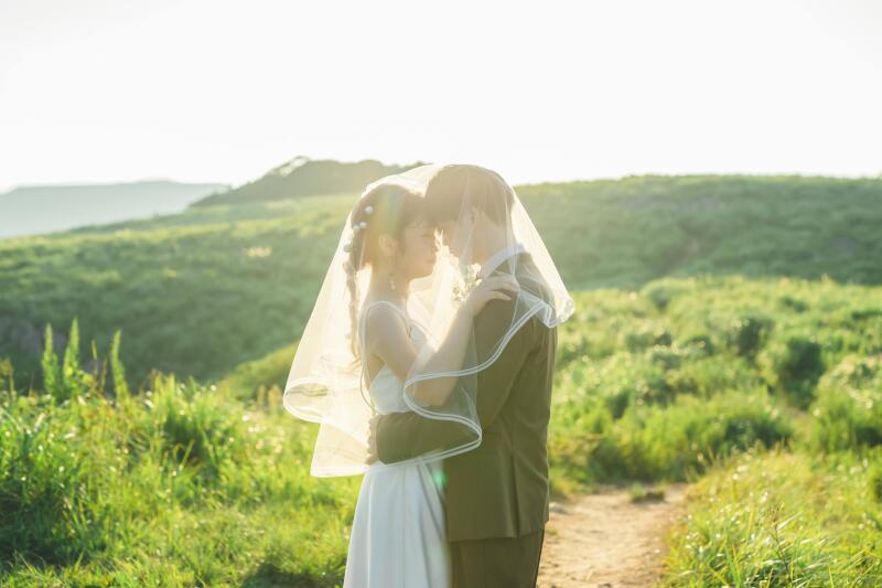 ベールを使ってロマンチックに