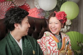 ふたりの笑顔が素敵♡ウェディングもカラーも和装も♡カラフルPOPな撮影！