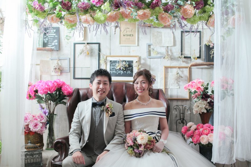 まずはドレスをスタジオで撮影開始♪