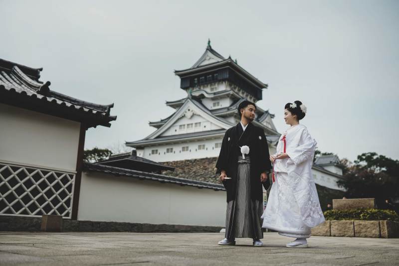北九州遺産・小倉城をバックに