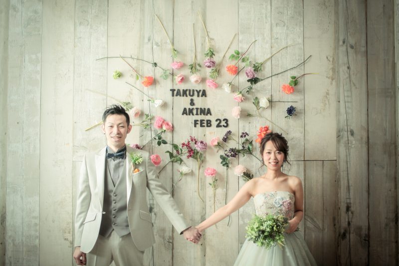 シンプルなドレスにアクセントを♡