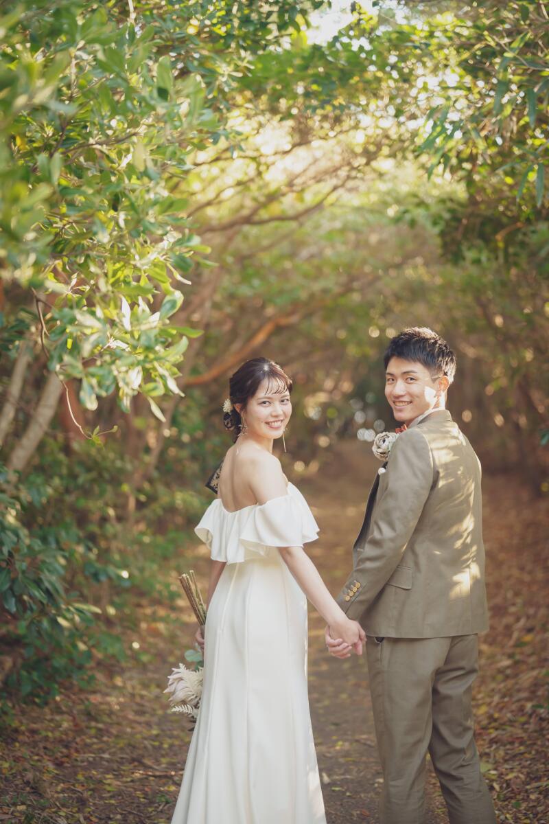 森の小道でお散歩