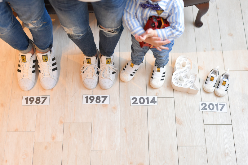 お揃いのスニーカーショット