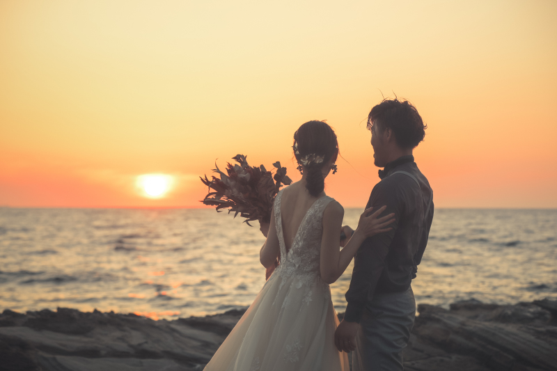 夕日が沈むのを見届けて・・・