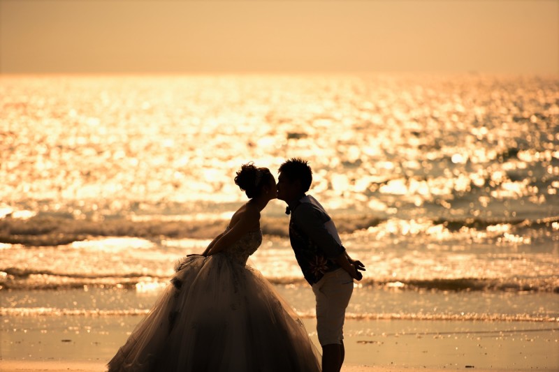 夕暮れ時のシルエットショット