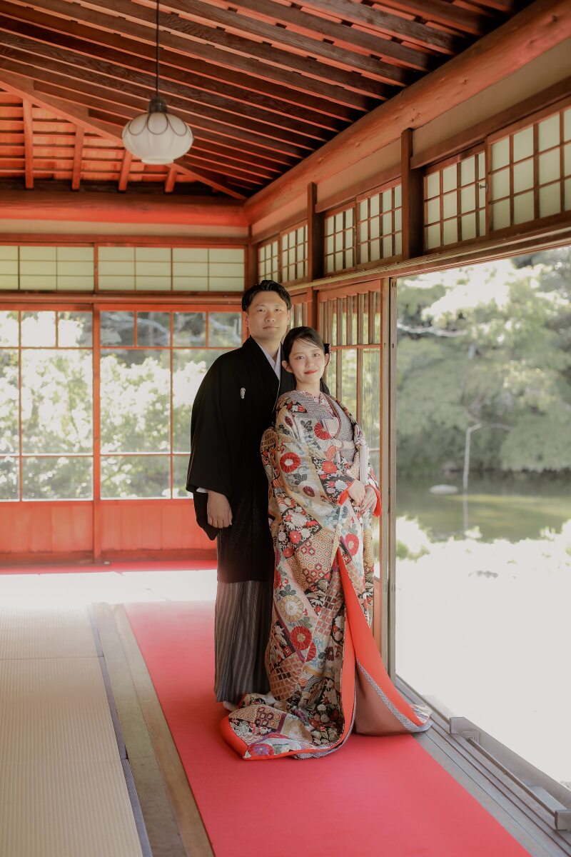 凛とした立ち姿