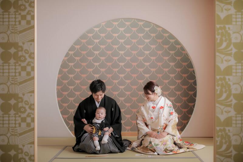 3人正座ショット