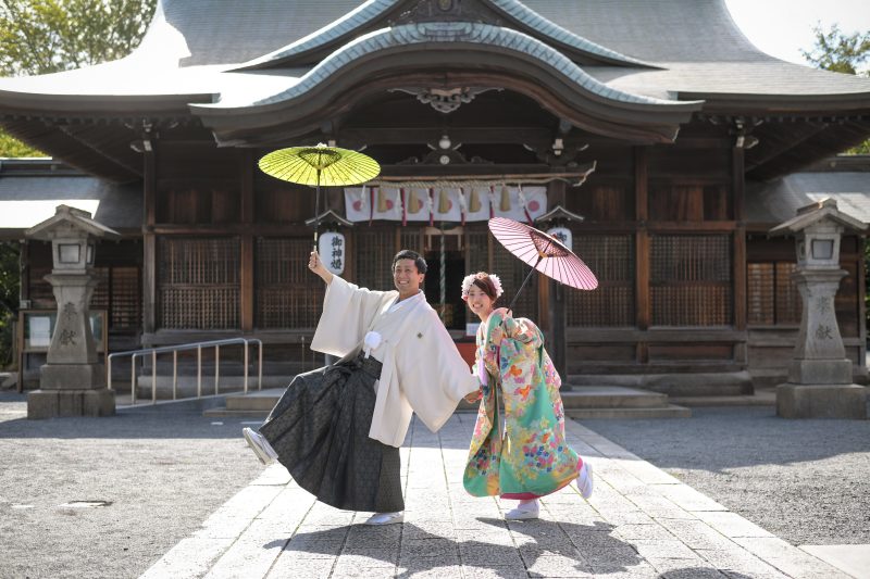スタジオを出て、神社へ
