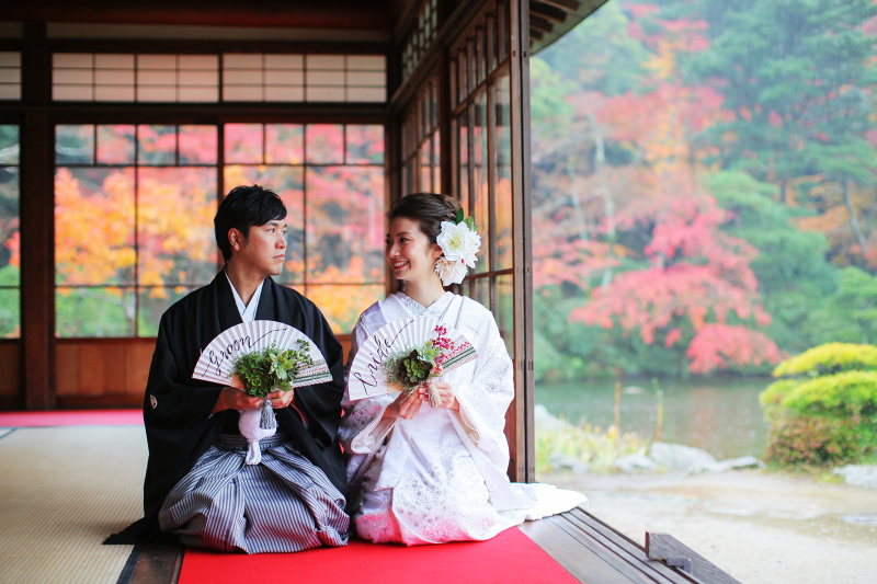 ロケーション撮影も小物を使って充実♡