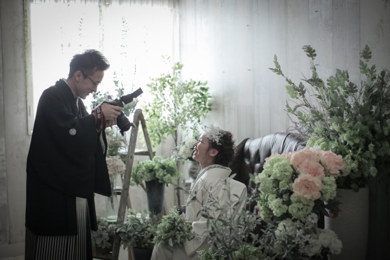 まずは和装姿をスタジオで