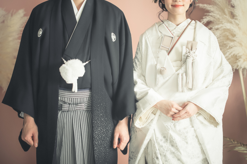 白無垢+色小物でおしゃれにコーディネート♪<和装1点スタジオ撮影プラン>