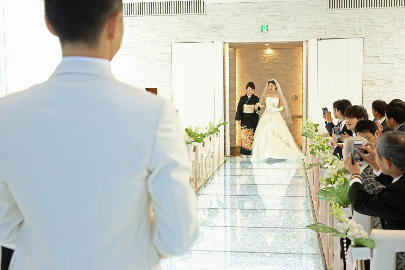新婦入場です