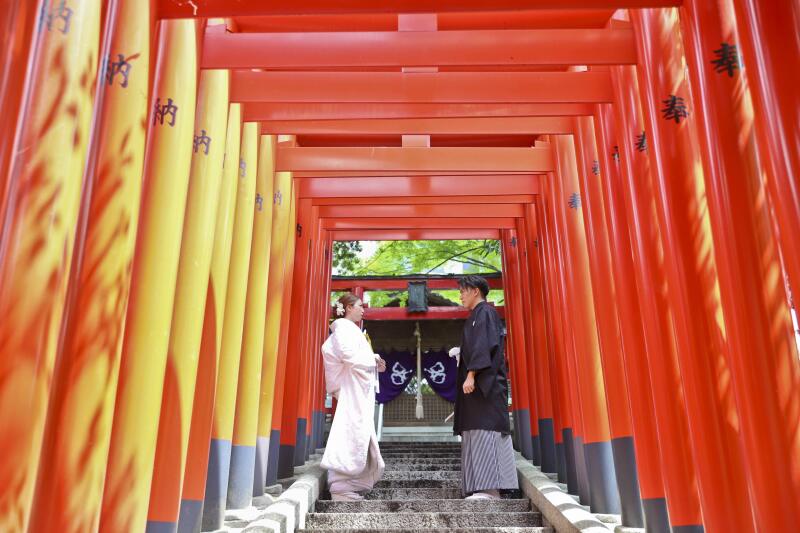 白無垢を着てお寺＆神社＆庭園でのロケ撮影