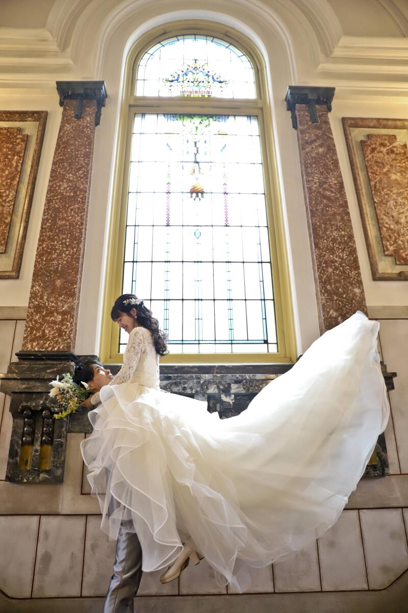 ドレスのスカートふわっとカット