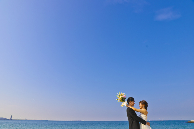 空気の澄んだ冬のプライベートビーチ撮影