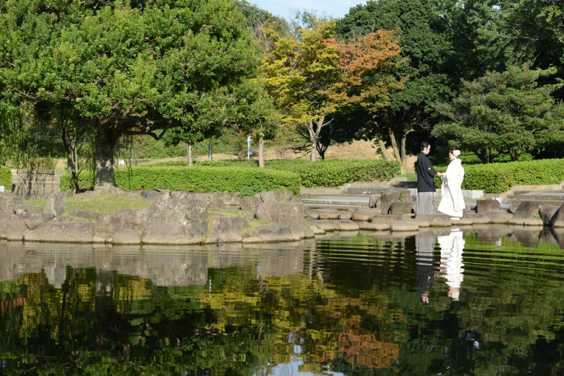 池のほとりで☆