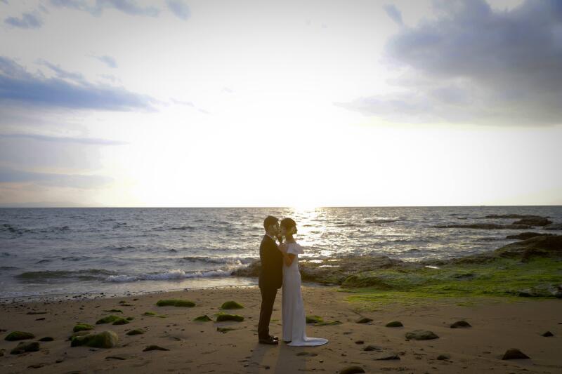 シルエットに映る愛