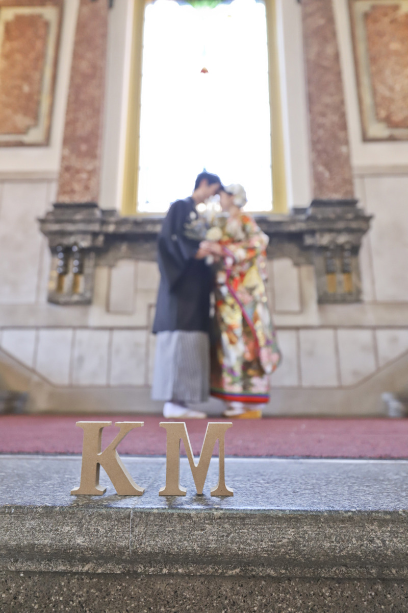 イニシャルを使って