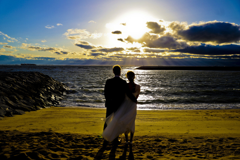 和装はお城でかっちり和風に、洋装は夕暮れの浜辺で☆