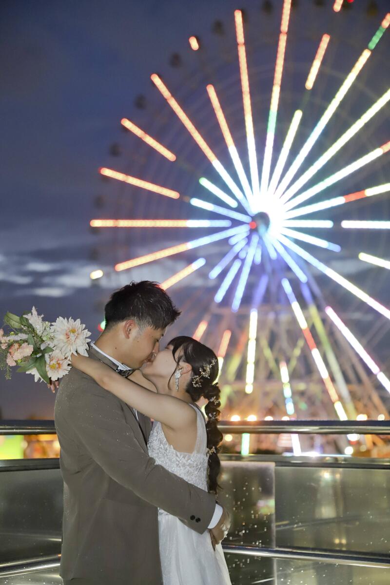 観覧車バックに...