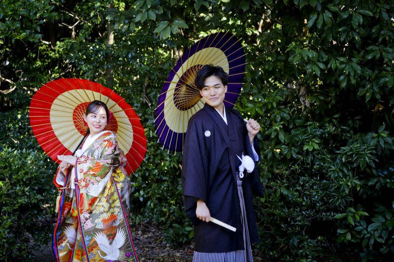 和傘は撮影小物としてご用意しております