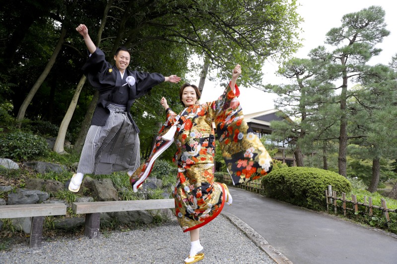 和装のラストカットは大ジャンプ!